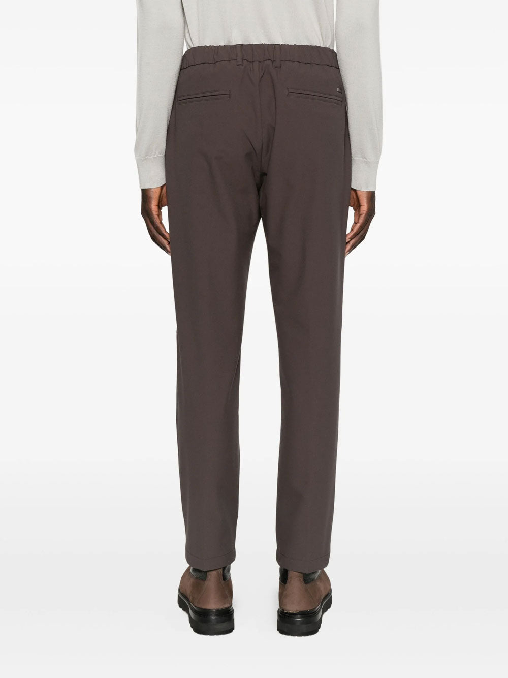 Pantalones con cordón