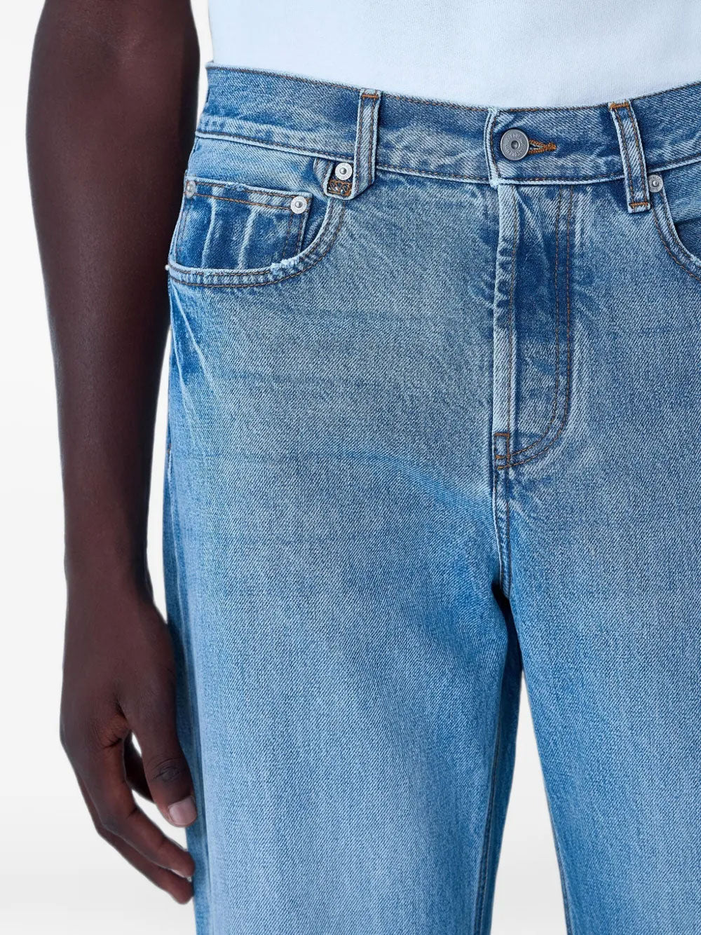 De-Nîmes jeans