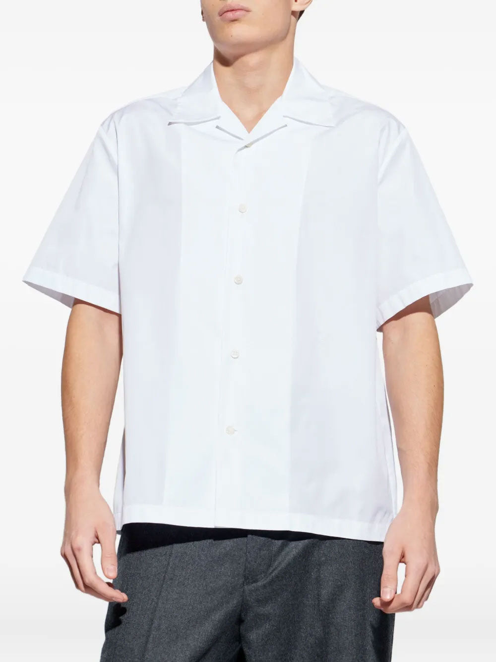 Short-sleeved shirt