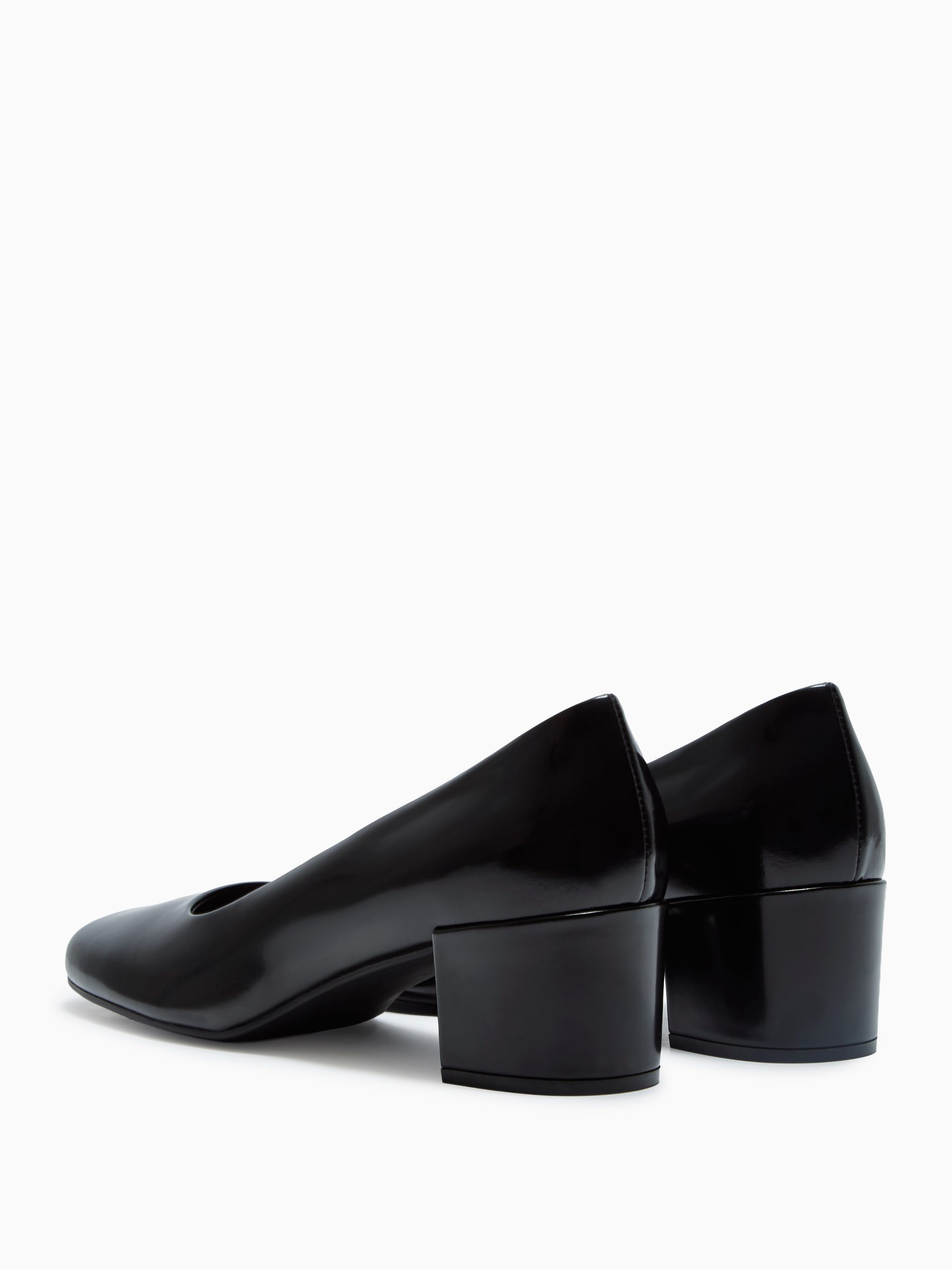 Penelope pumps