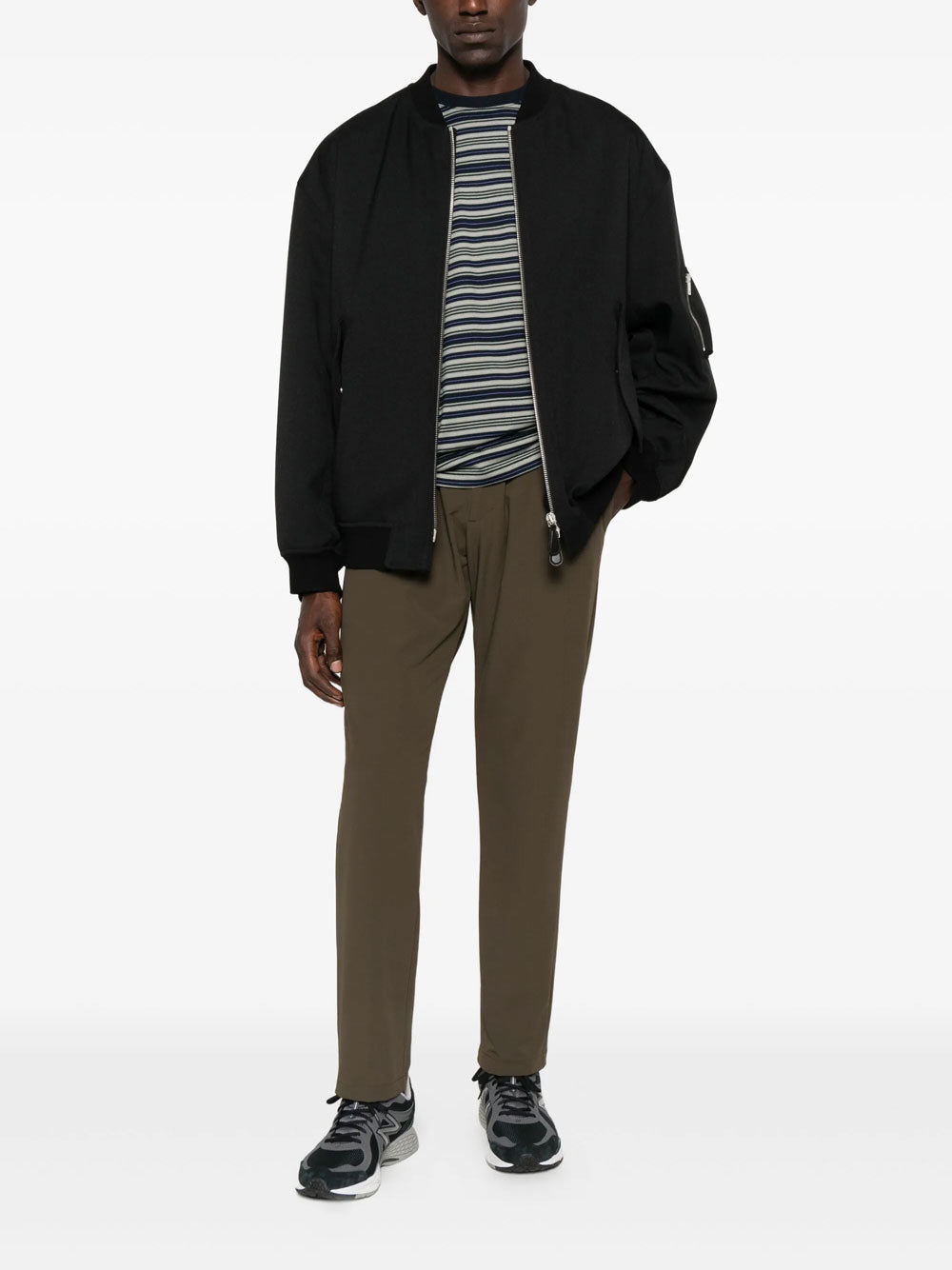 Pantalones con cordón