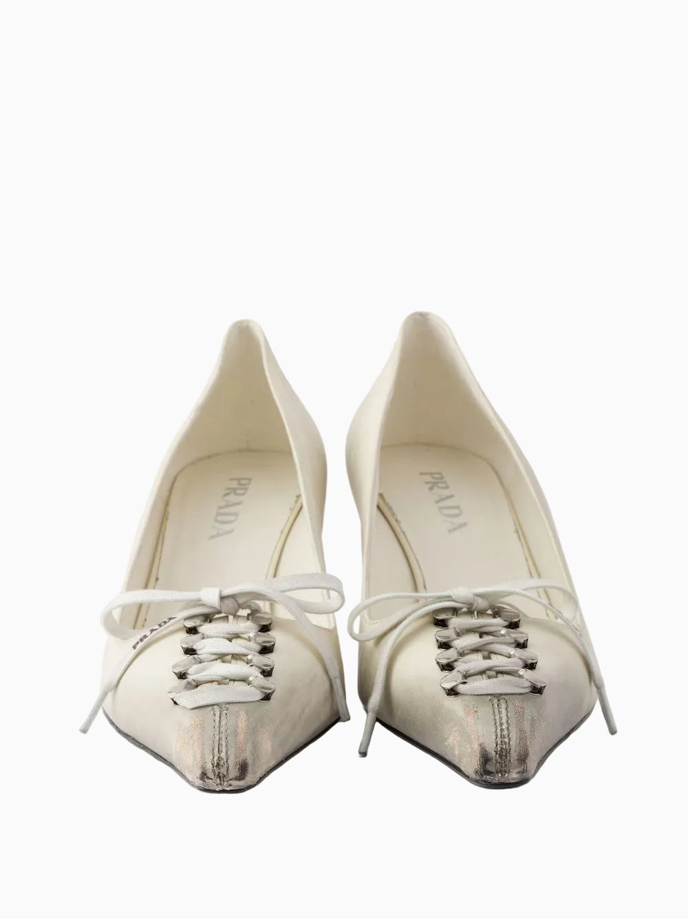 Zapatos con cordones