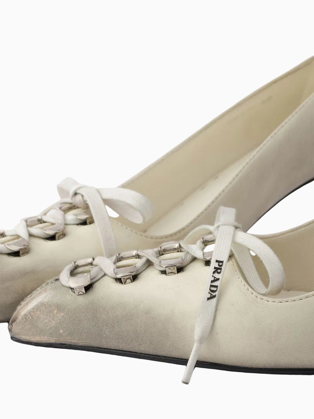 Zapatos con cordones