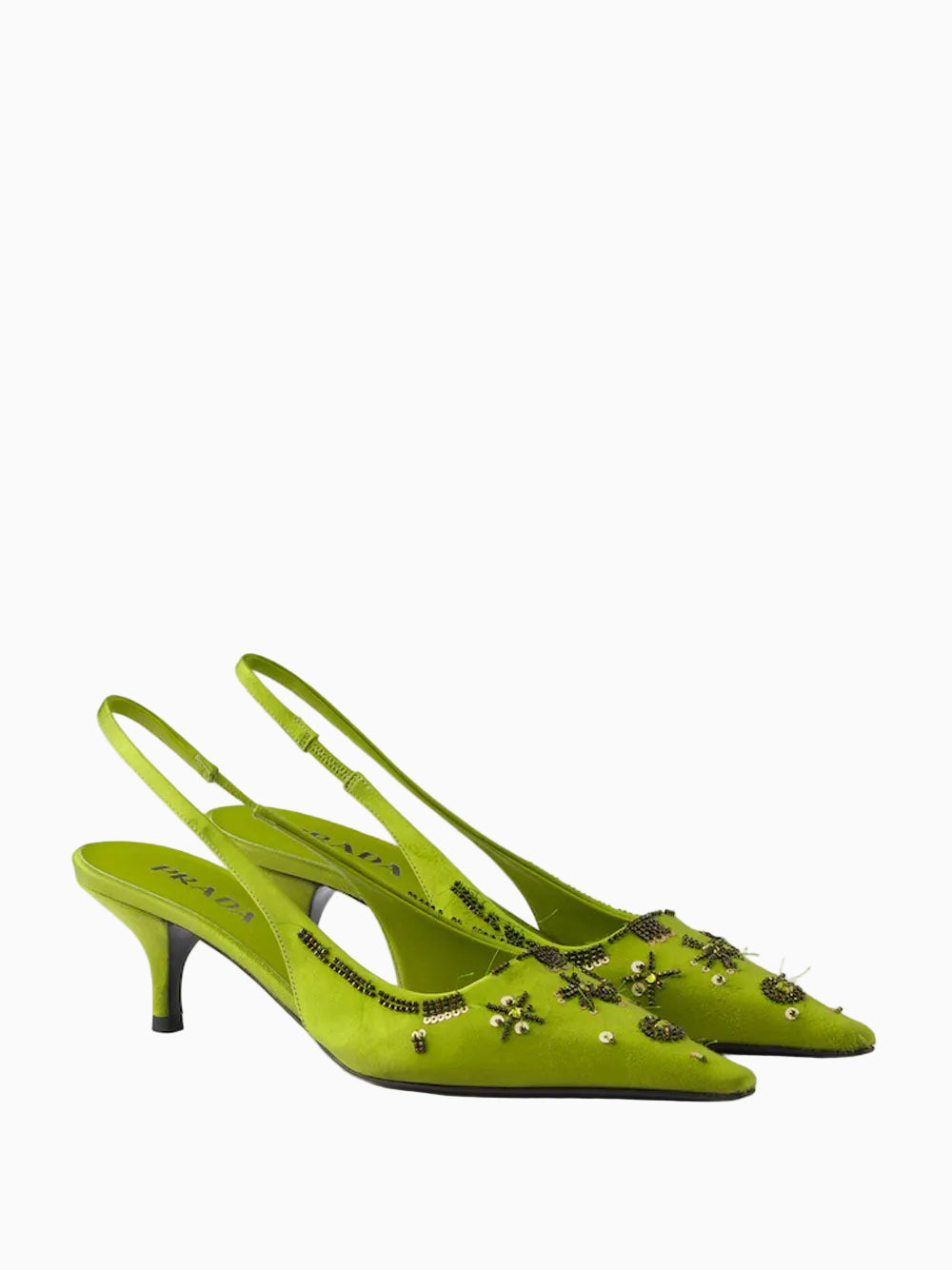 Zapatos slingbacks en satén 