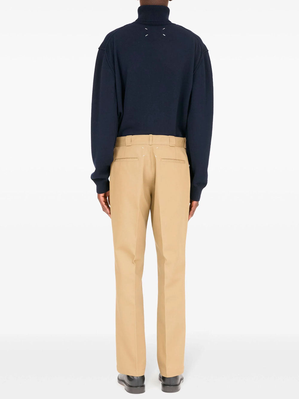 Straight-leg trousers