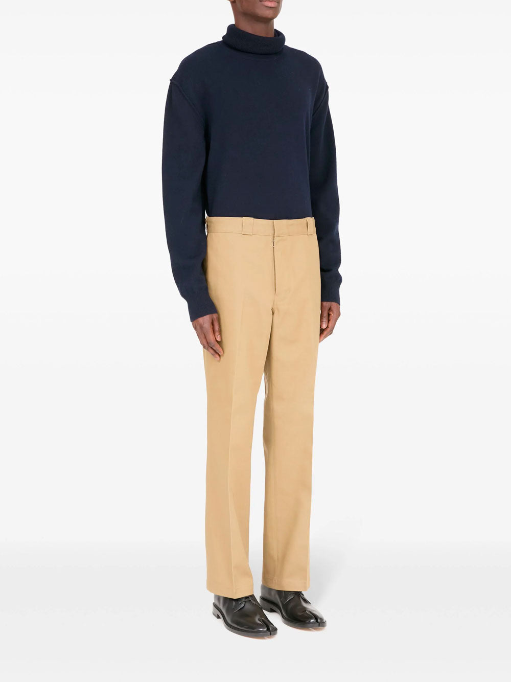 Straight-leg trousers