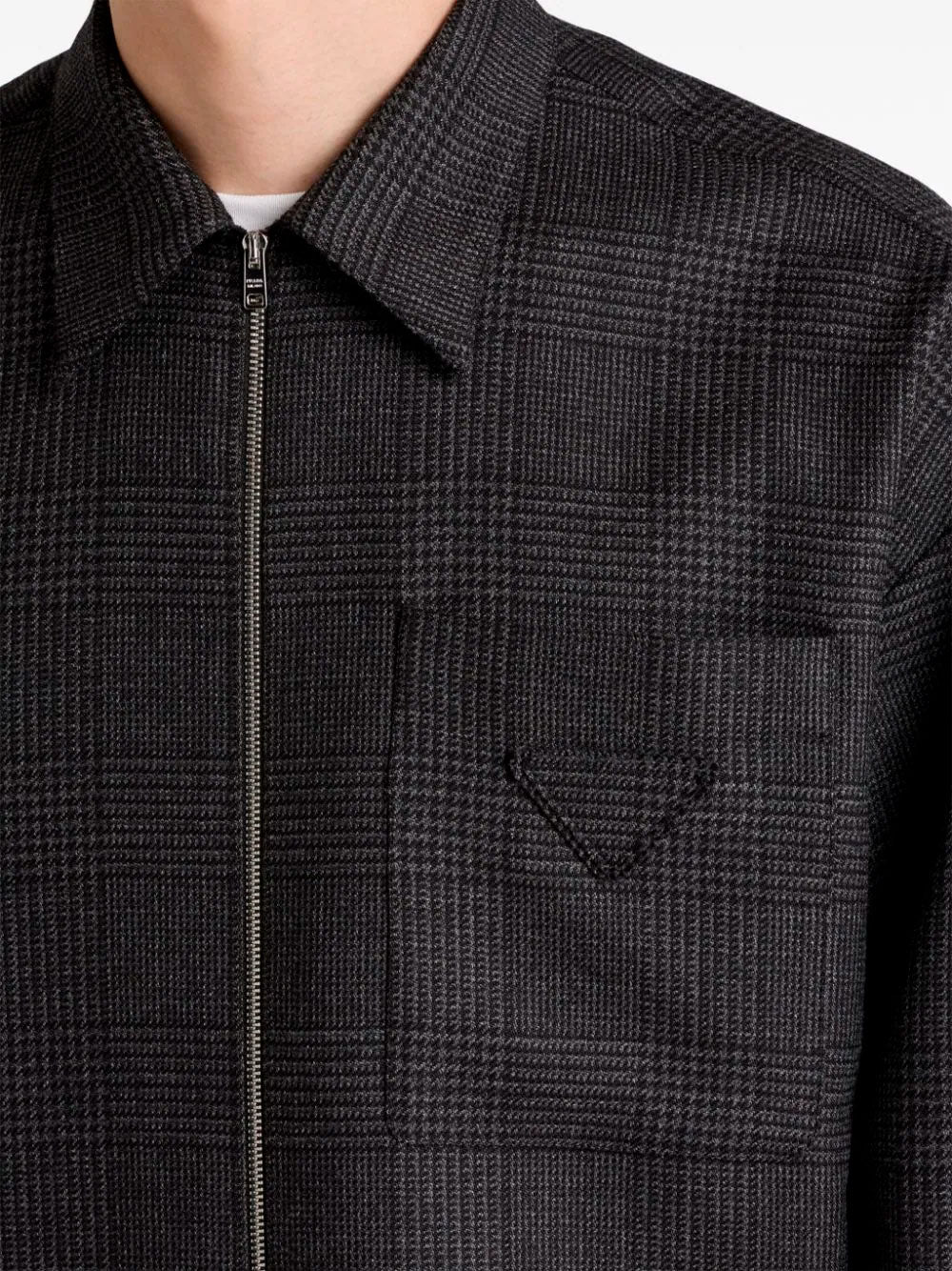 Zip-fastening shirt