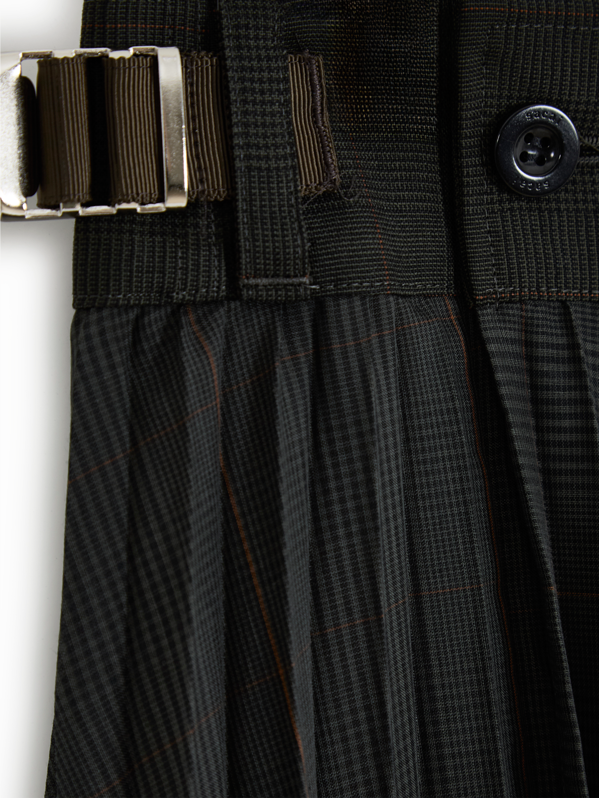 Pleated skirt