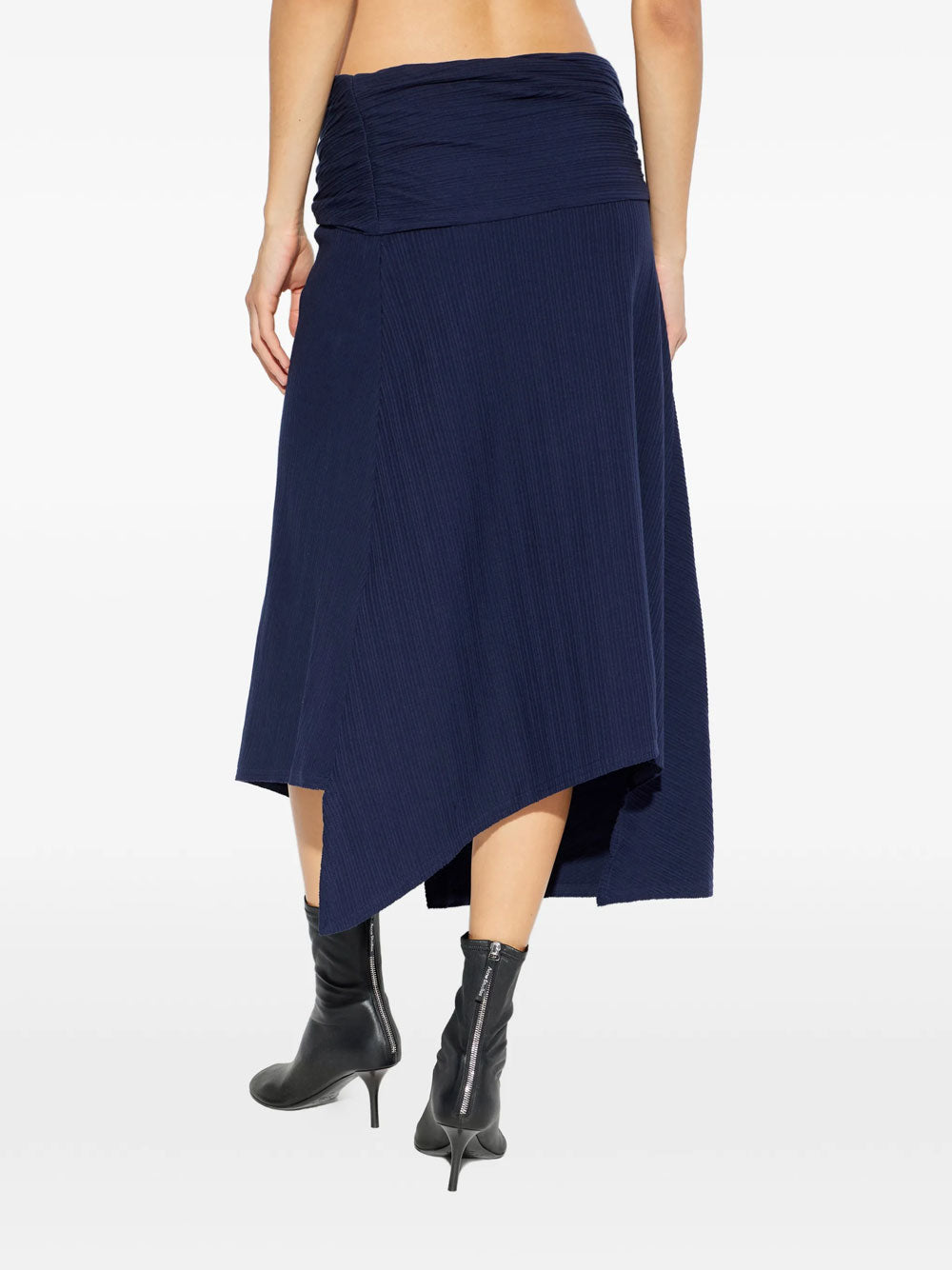 Front-split skirt