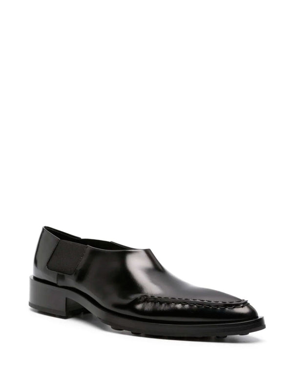 Pointed-toe leather loafers