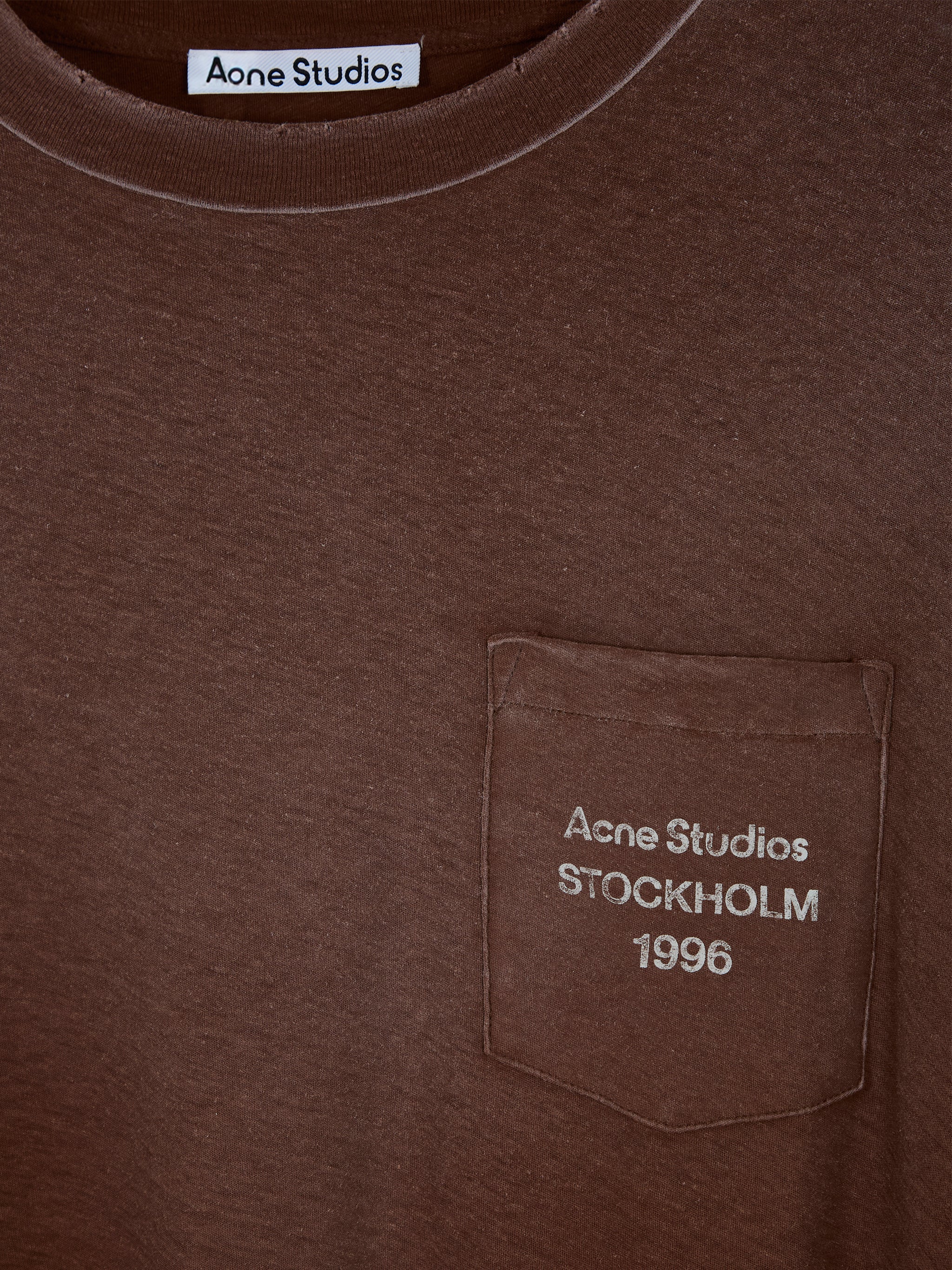 Pocket T-shirt