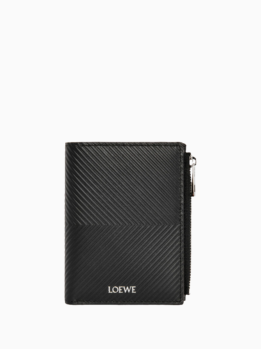 Textured compact wallet