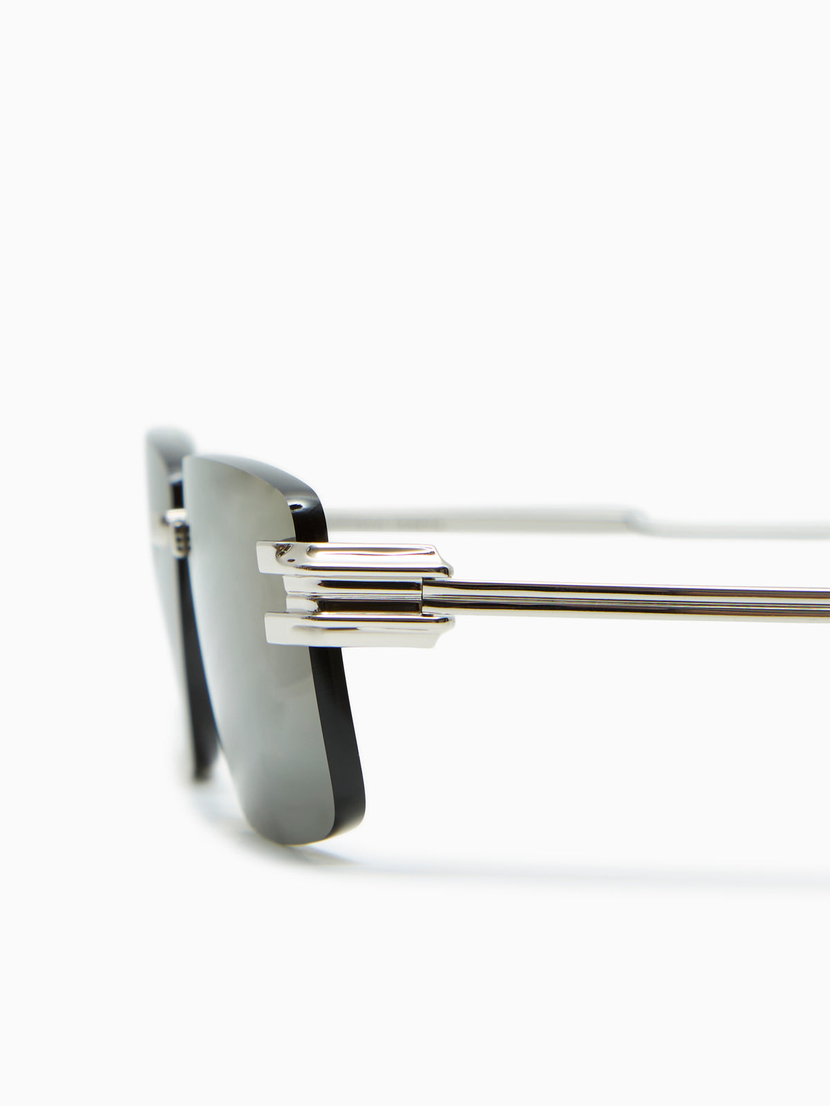 Rectangular sunglasses
