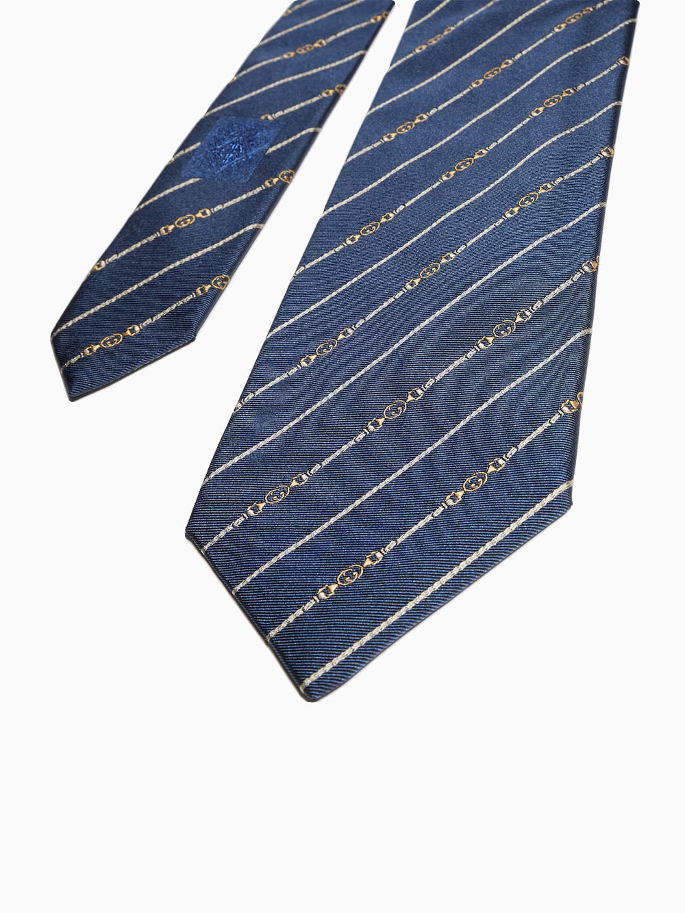 Corbata de listas 