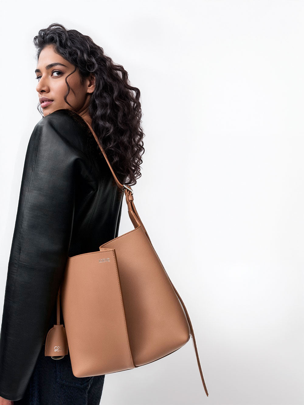 Medium Bilbao bucket bag