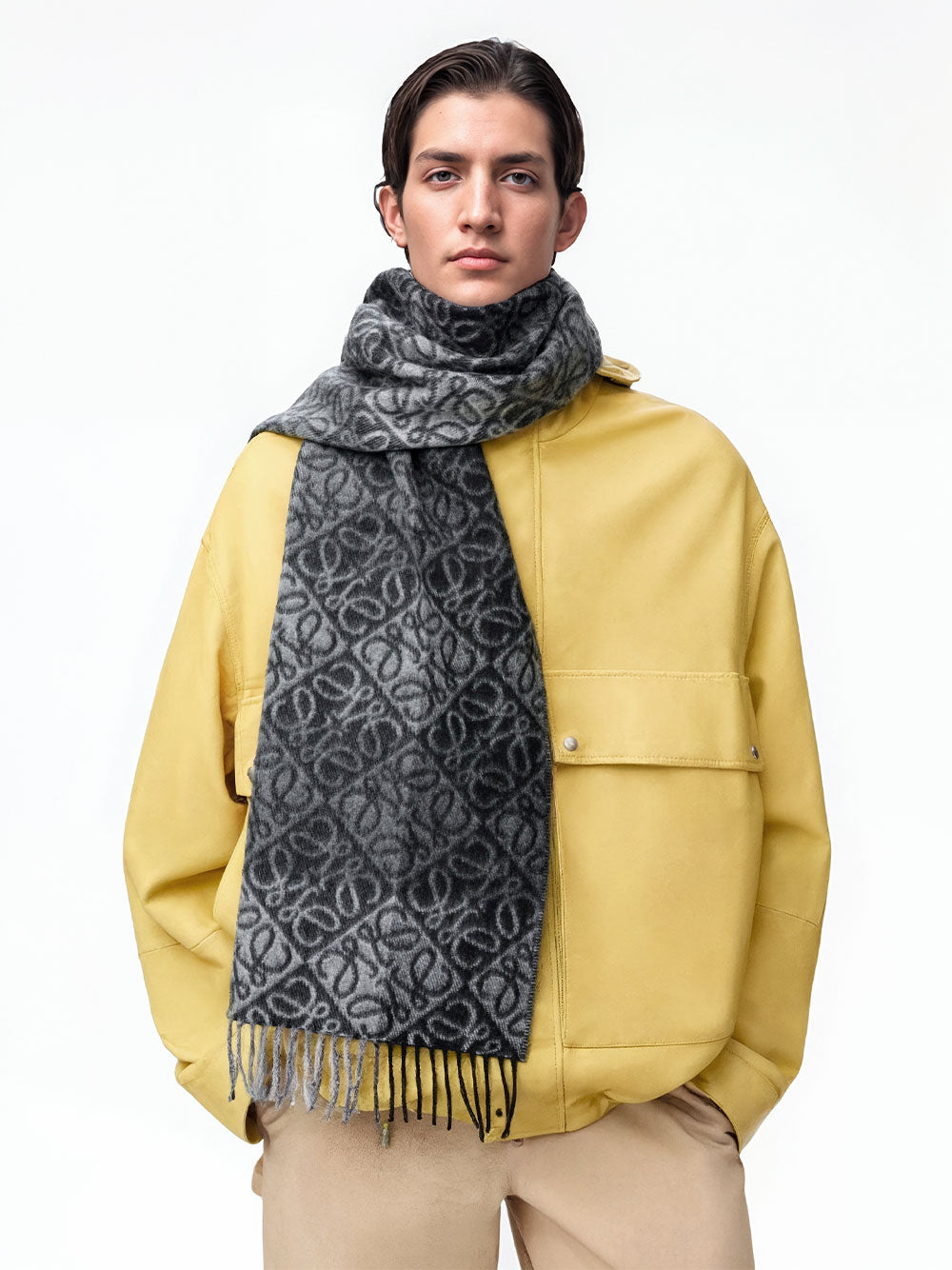 Anagram scarf