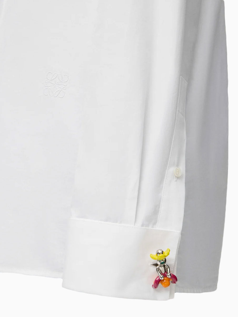 Shirt with cufflinks