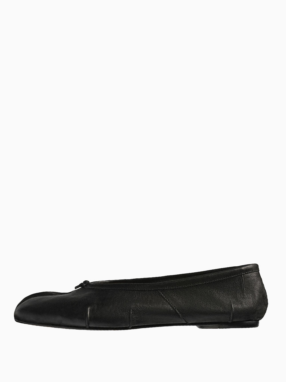Tabi ballet flats