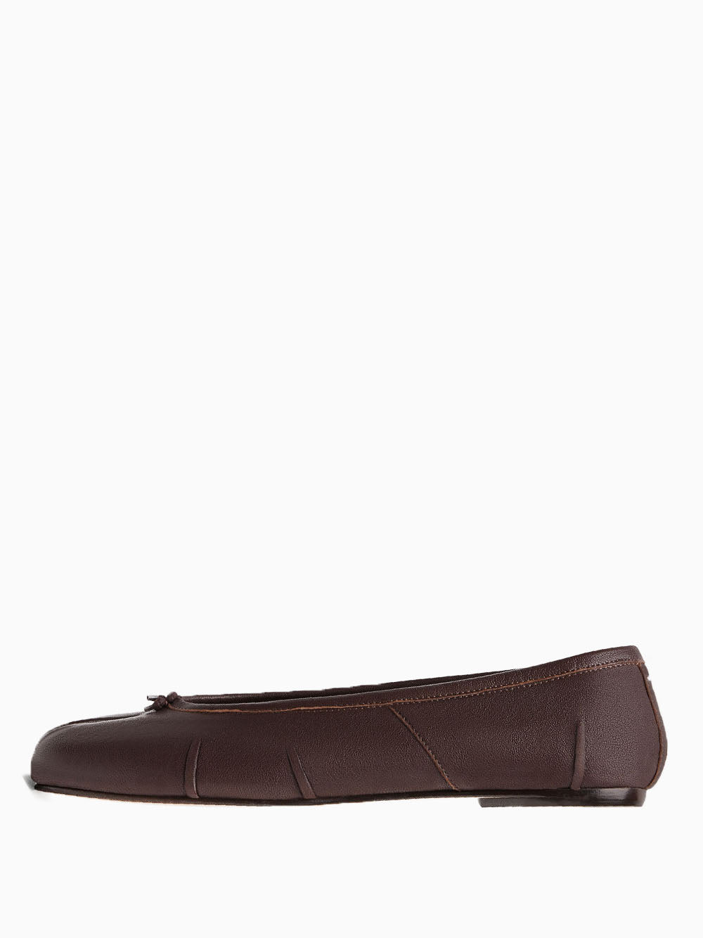 Tabi ballet flats