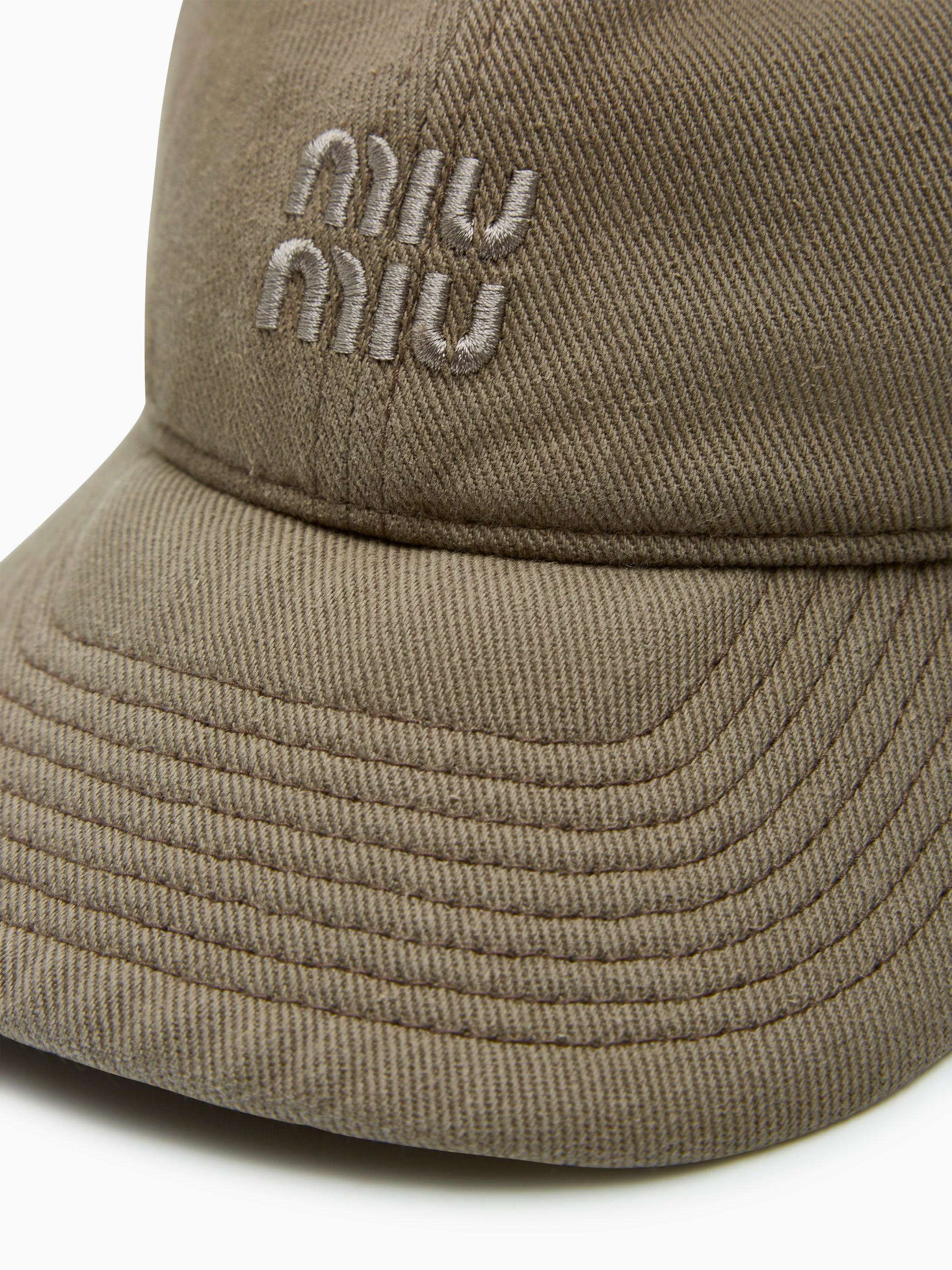 Gorra de béisbol verde