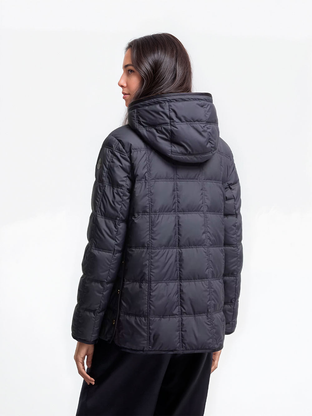 Cygnet short down jacket
