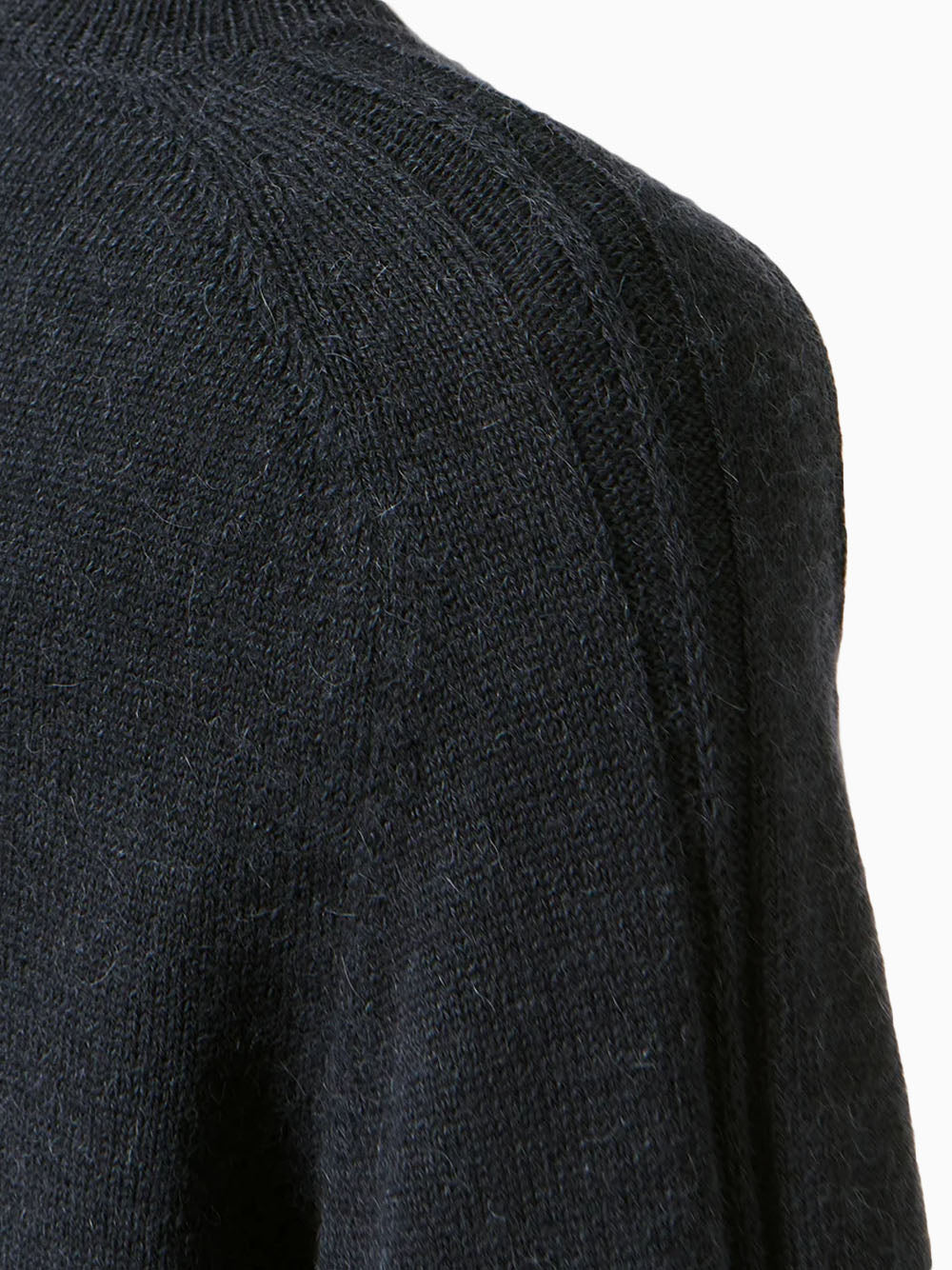 True Roundneck sweater