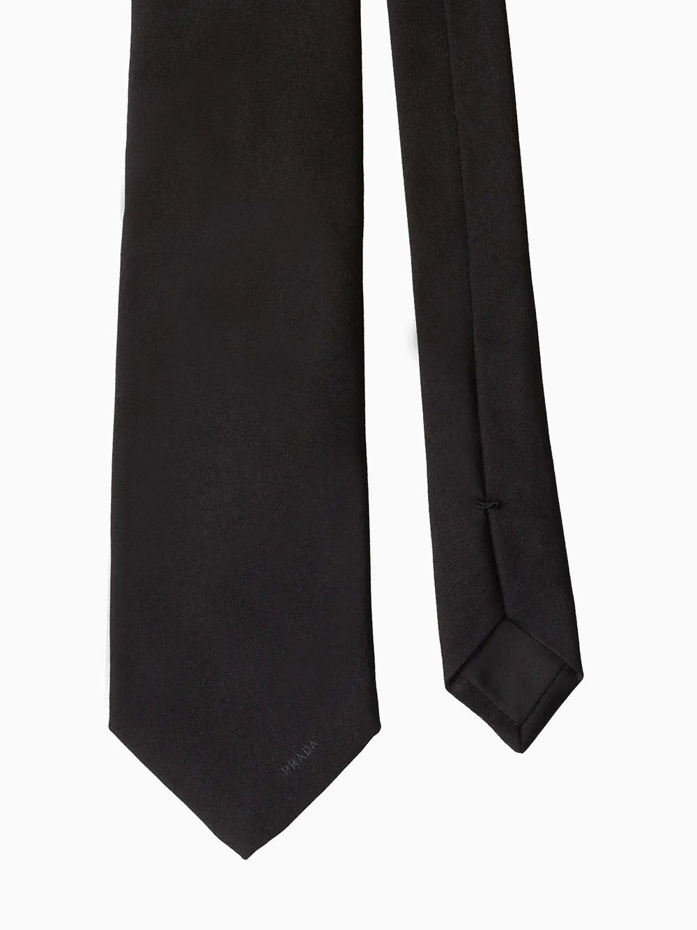 Pointed satin tie