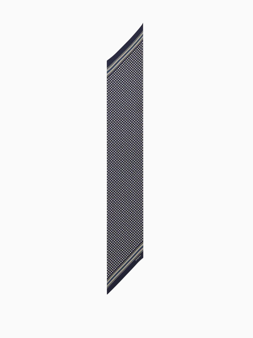 Lavalliere scarf