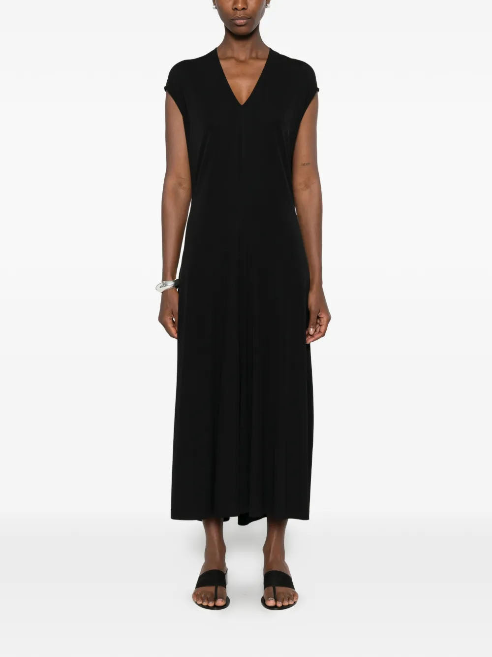 Vestido midi con cuello en V 