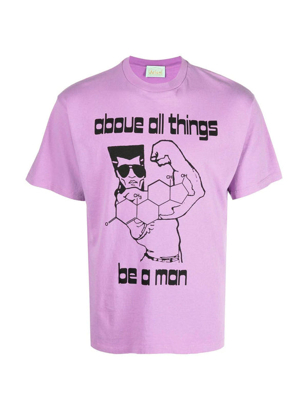 Camiseta con estampado gráfico Be A Man