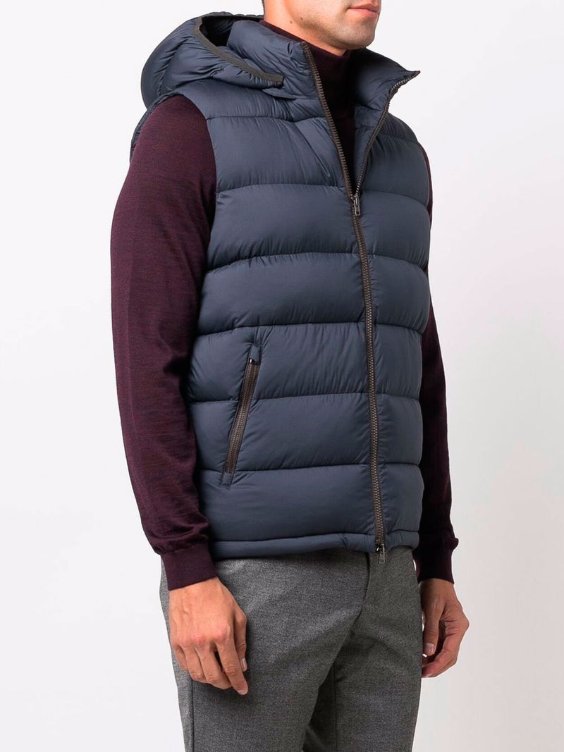 Quilted hooded gilet