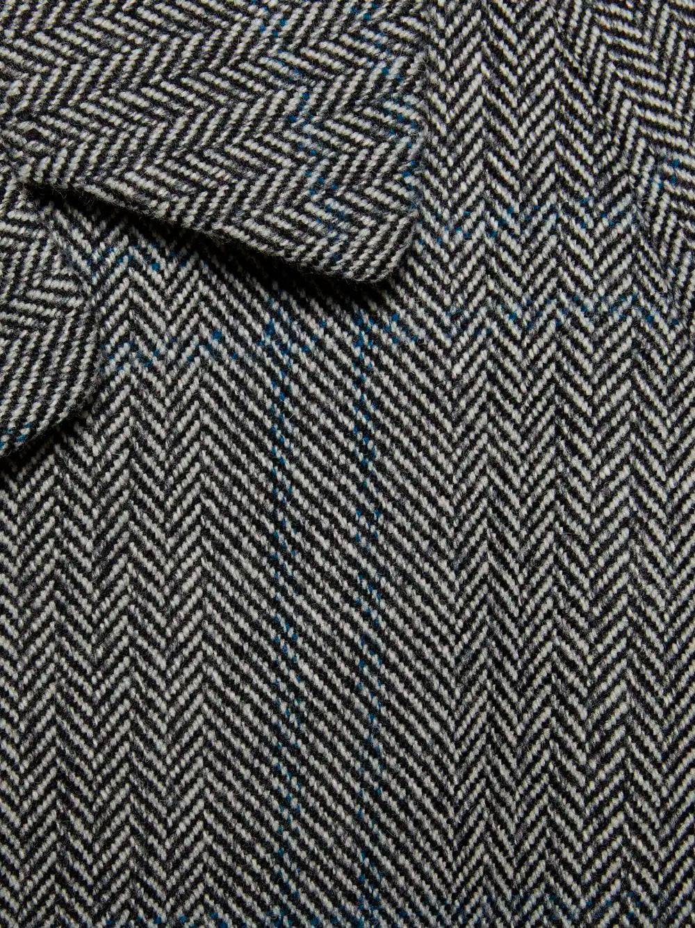 Houndstooth-check coat