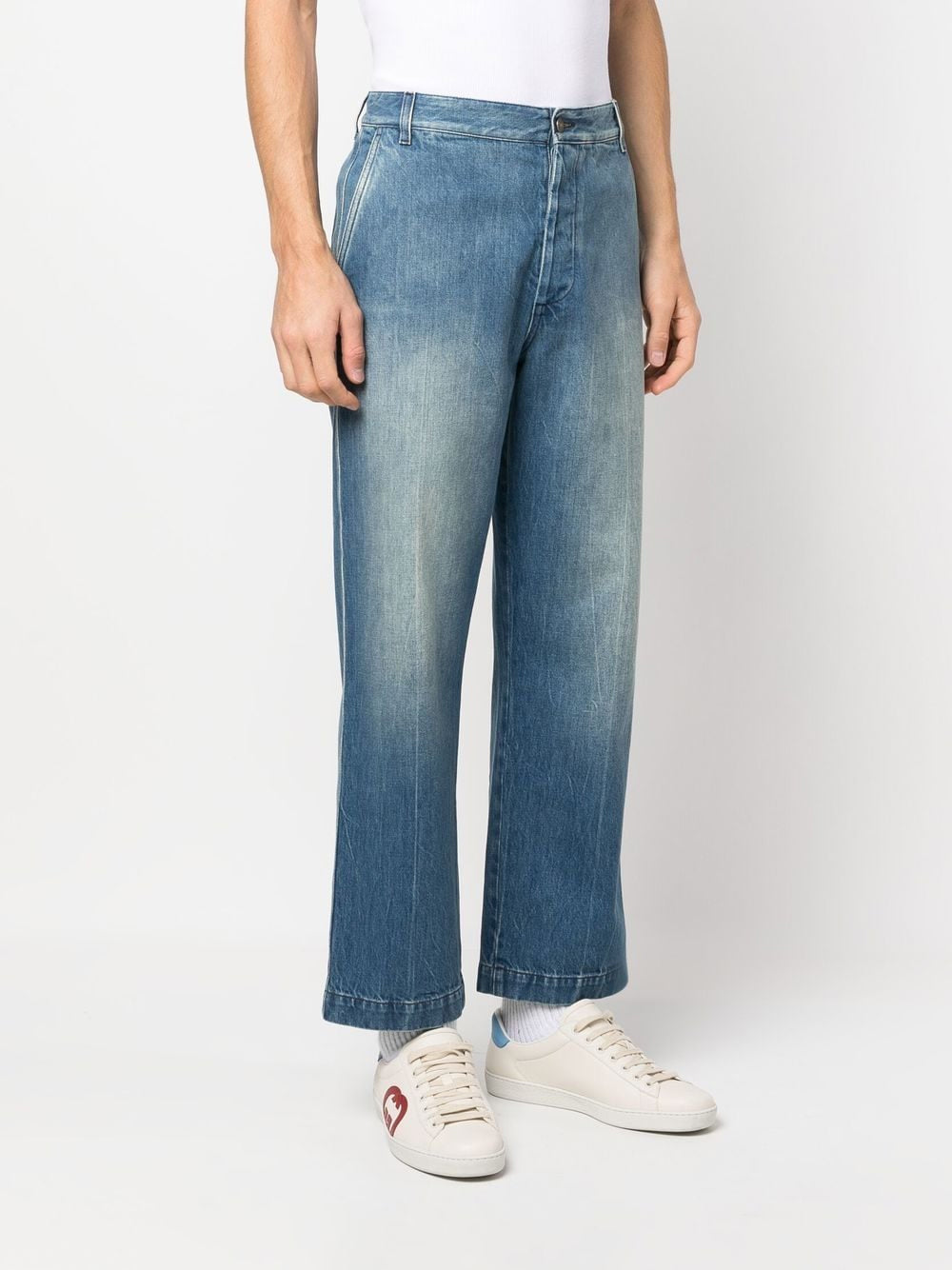 Straight-leg cut jeans