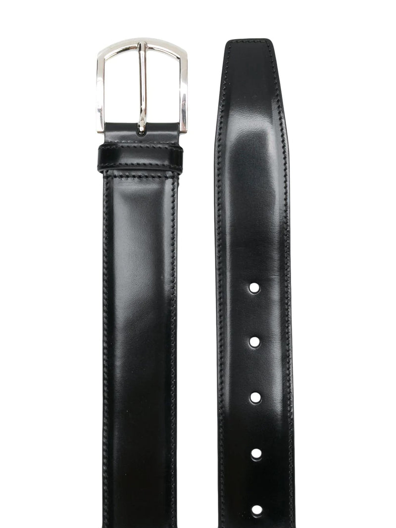 Classic buckle belt in polished leather