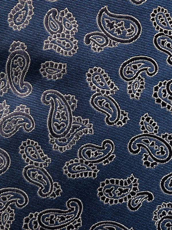Corbata con estampado paisley