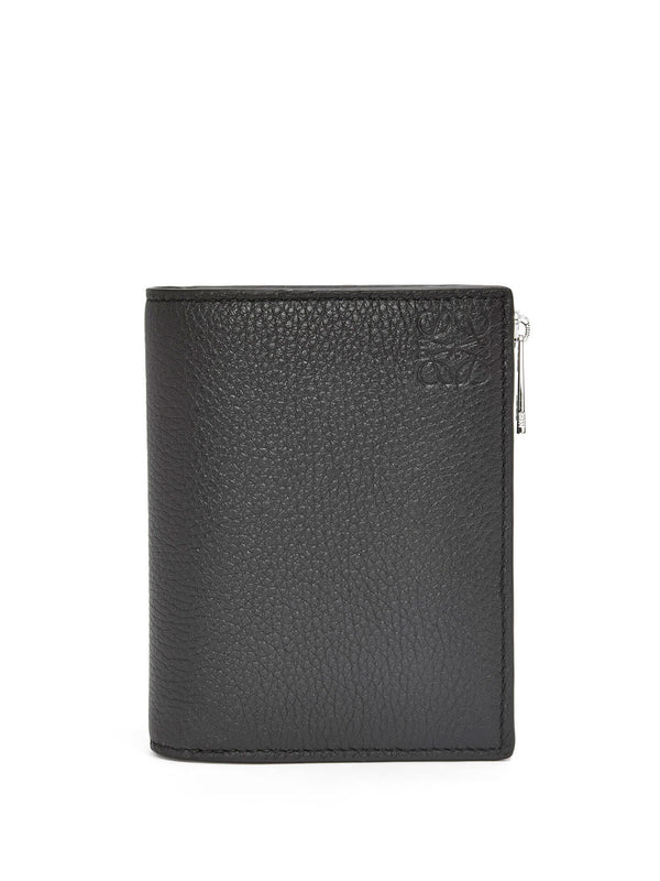 Compact wallet in soft grained leather